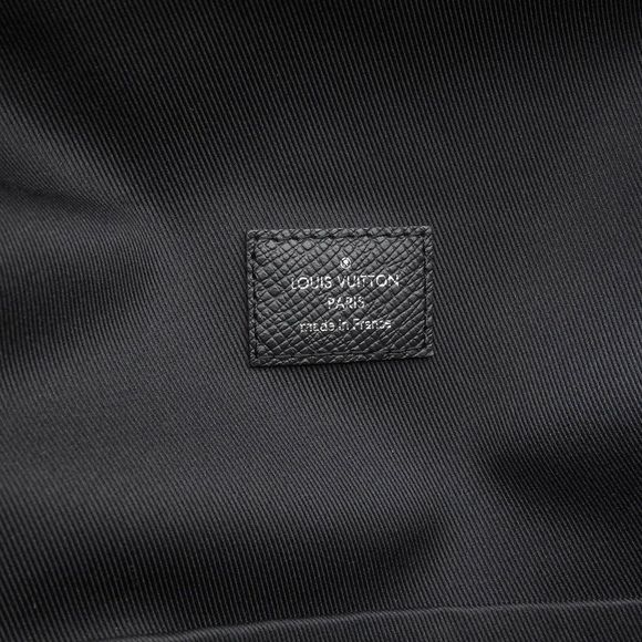 Louis Vuitton Discovery Backpack Black - Picture 4 of 4